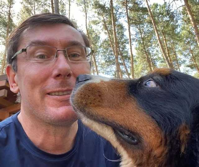 Юрий Луценко занялся выращиванием земляники