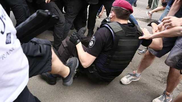 Зорян Шкиряк назвал группу поддержки Стерненко необольшевиками, которые слушают русский рэп