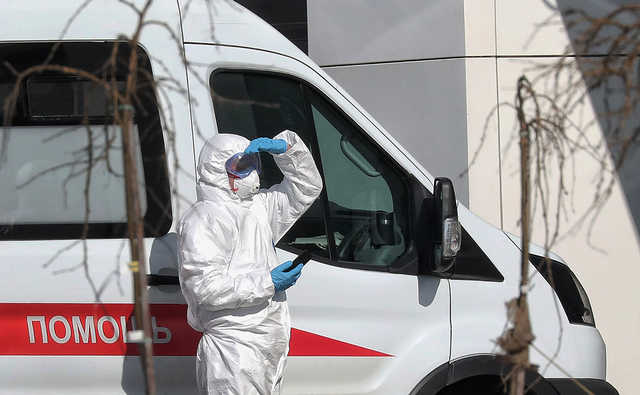 Число умерших от COVID-19 в РФ превысило восемь тысяч человек