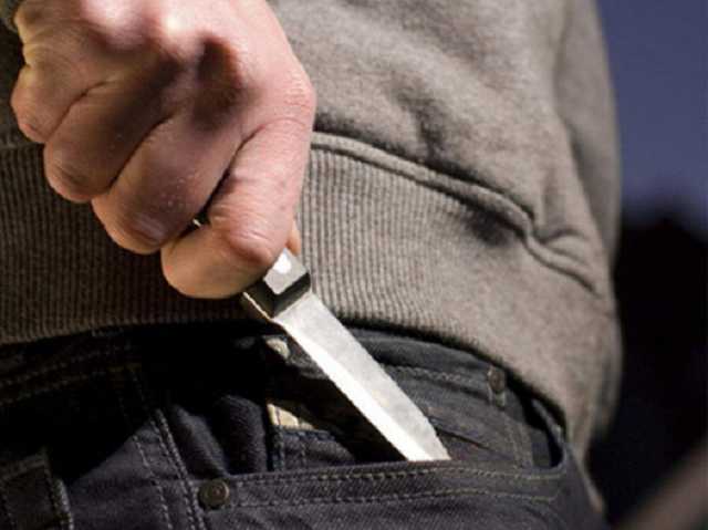 Посетитель кафе устроил поножовщину под Житомиром: один человек погиб, еще 8 – ранены