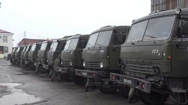 РФ продовжує перекидати військову техніку на окуповані райони Донбасу