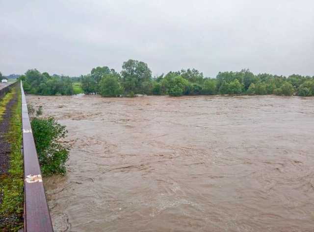 Жителей западных областей Украины пугают наводнениями из-за непрекращающихся дождей