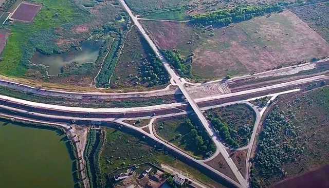 Оккупанты довели до аварийного состояния Северо-Крымский канал, все заросло кустами