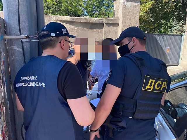 В Одессе на взятке попался военный прокурор