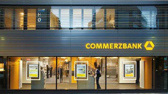 Commerzbank може закрити 400 відділень