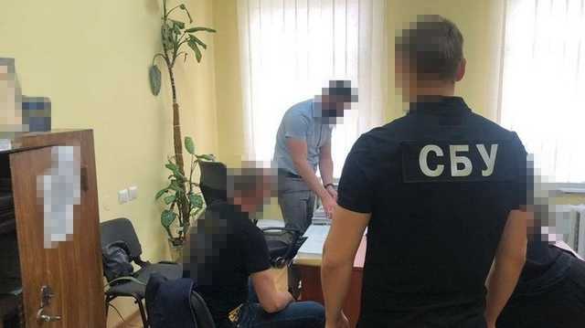 Под Ивано-Франковском пограничники торговали информацией из служебной базы данных