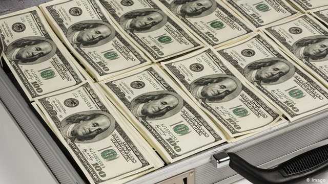 Число долларовых миллиардеров в мире увеличилось до 2825