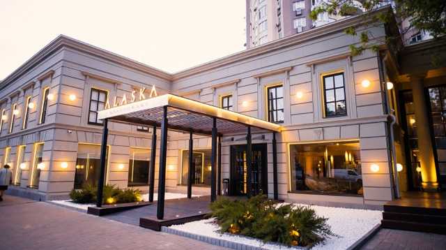 Один з найдорожчих клубів Києва не дотримується карантинних обмежень