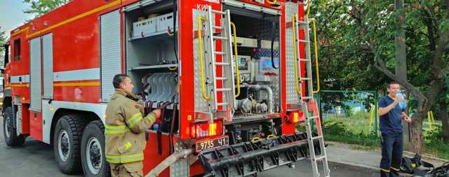 Еще один пожар: в Днепропетровской области горела многоэтажка