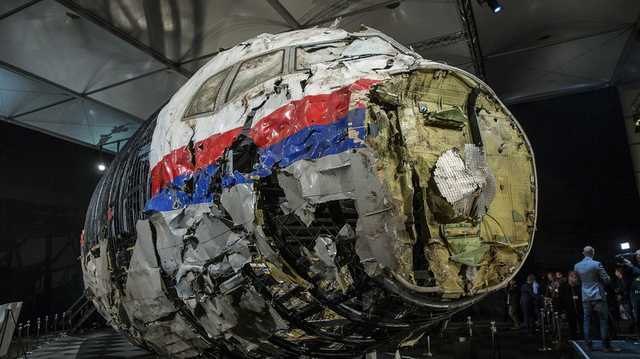 Россия ведет тайные переговоры по катастрофе MH17, – Венедиктов
