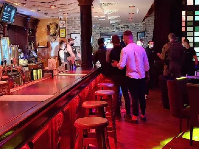 У Києві закрили відомий стриптиз-клуб за порушення карантинних правил