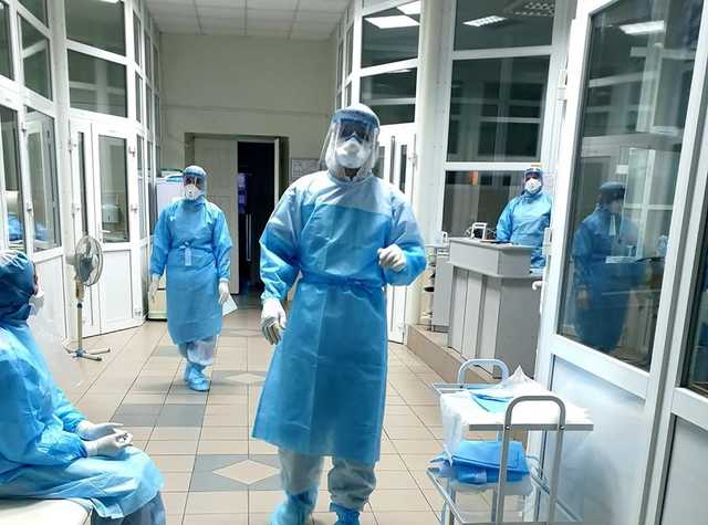 Коронавірусу не вдасться позбутися, але пандемію все ще можна приборкати, – ВООЗ