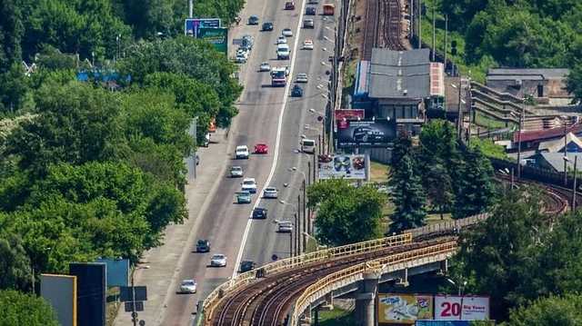 В Киеве на выходных ограничат движение по Броварскому проспекту