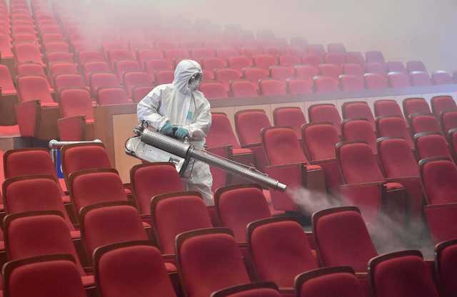 Минздрав рассказал, как обезопасить походы в кино