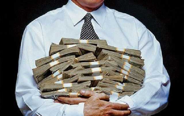 Кому в Україні платять більше 40 тисяч: визначені найбільш високооплачувані професії