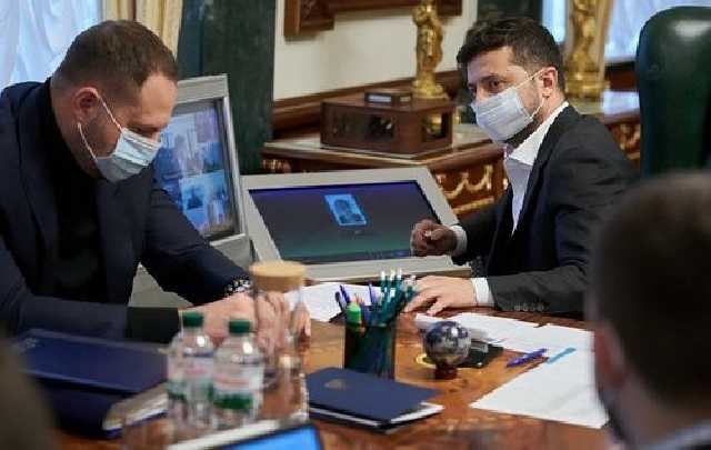 Зеленский должен выбрать свою судьбу – Пионтковский