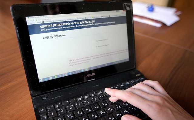 Украинцы задекларировали почти на 11 млрд грн больше доходов, чем в прошлом году