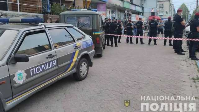 В Черновцах под рестораном застрелили мужчину