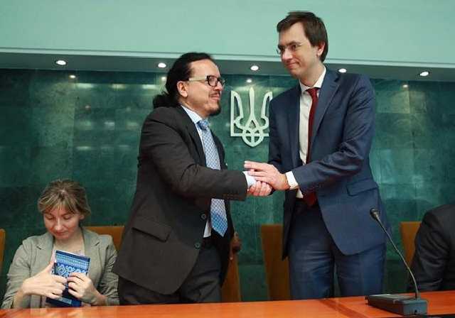 Дивує, що затримуючи Новака, НАБУ повністю ігнорує “роботу” Бальчуна, – Омелян