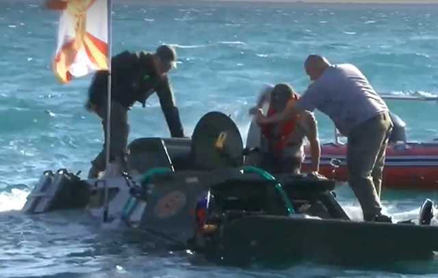 В Керченском проливе утонул российский бронетранспортер