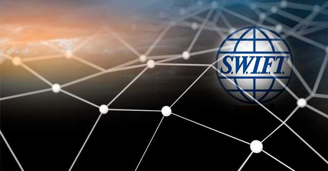 России грозит отключение от платежной системы SWIFT