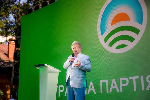 Поплавський і Карасьов ведуть Аграрну партію на місцеві вибори