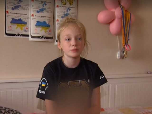 Бросила вызов мальчишкам: 11-летняя девочка установила украинский рекорд по стоянию в планке