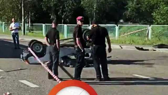 Под Киевом авто после ДТП разорвало на куски, водитель погиб