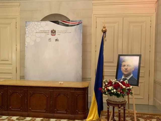 Зеленский — это уже политический труп, — политолог