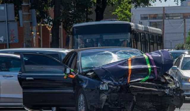 В Днепре свадебный кортеж попал в ДТП, среди пострадавших – дети