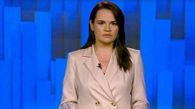 На участках за границей лидирует Тихановская - неофициальный экзитпол