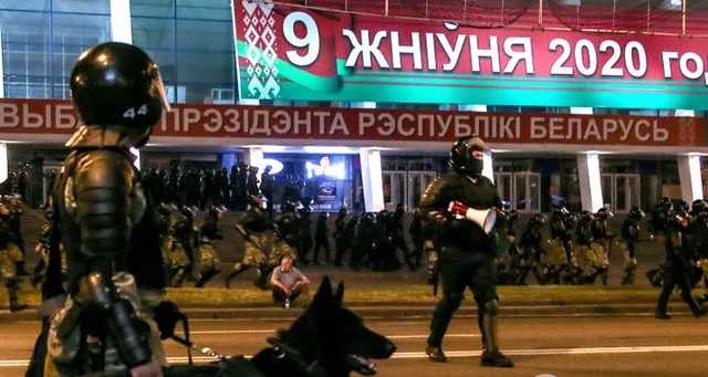 "Какая Украина, тупицы! До Украины вам еще плыть и плыть"