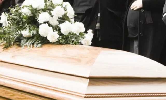 На Тернопольщине не хотели хоронить мужчину из-за церковных долгов