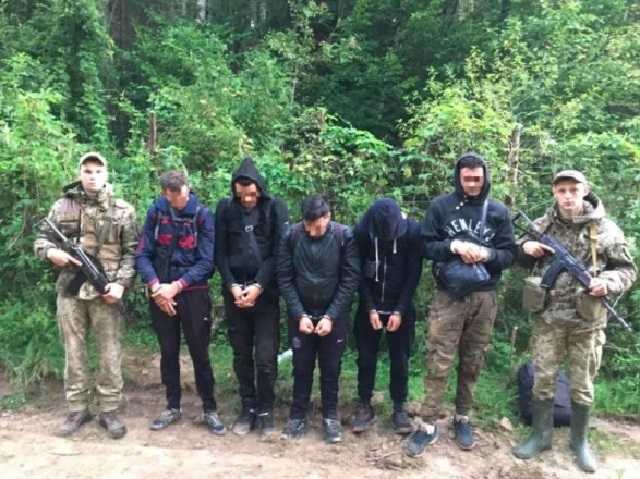 На Буковине задержали четырех студентов-нелегалов из Алжира