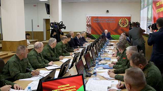 "Идет эскалация": Лукашенко выразил беспокойство учениями НАТО в Польше и Литве