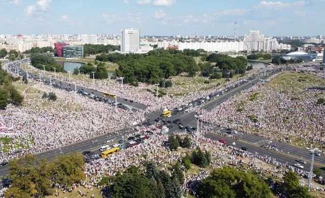 Політична кар‘єра Лукашенка добігає кінця. Але все тільки починається