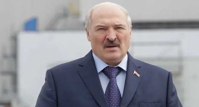 Илларионов предупредил Лукашенко о судьбе Каддафи и Чаушеску