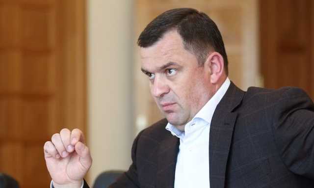 Кримінальні скелети в шафі Валерія Пацкана