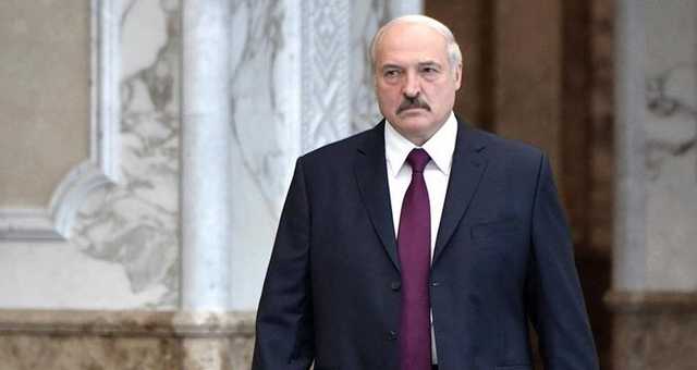 Лукашенко заявил, что НАТО с ЕС уничтожат Беларусь, и посмеялся над Украиной