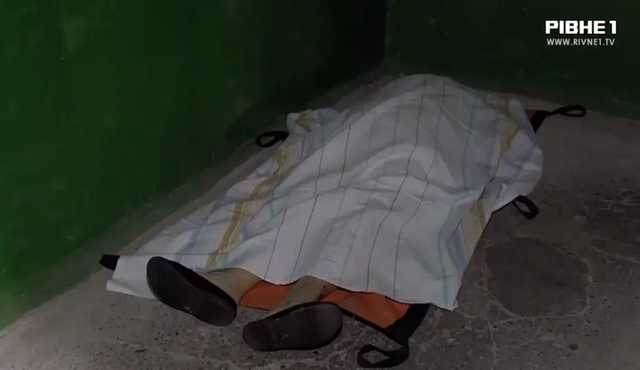 В Ровно медики оставили тело пенсионерки в подъезде из-за боязни заразиться коронавирусом