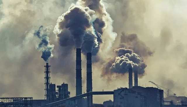 Донбасс привык жить в грязи