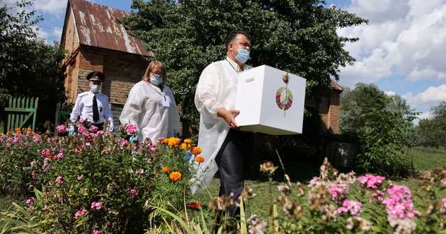 Семь историй о том, как власти фальсифицировали выборы в Беларуси