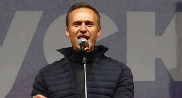 Кто и зачем убивает Навального