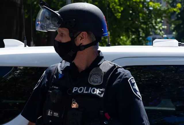 В США полицейские застрелили афроамериканца при задержании