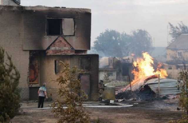 Помощь пришла: пострадавшим при пожарах на Луганщине выделили 32,6 млн грн