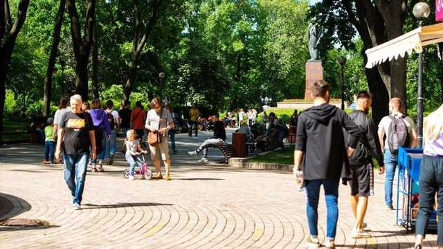 Украину ждет тотальный жесткий карантин, ситуация ухудшится, – Александрин