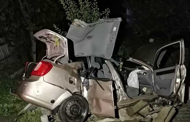 На Киевщине машина, полная подростков, попала в ДТП: двое не выжили