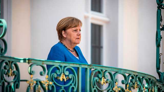 Когда будет больше ясности с Навальным, Германия запустит общеевропейскую реакцию, – Меркель