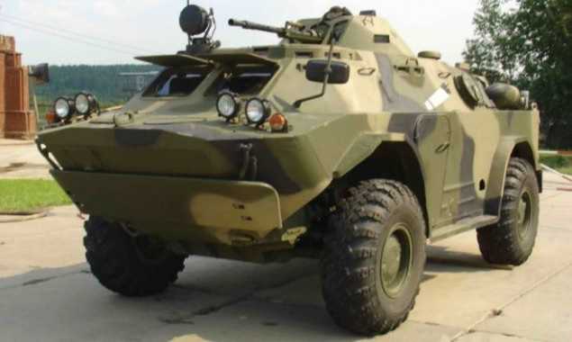 Столичная полиция задержала БРДМ на Арсенальной площади