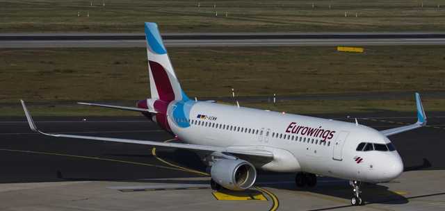 Европейский лоукостер начал зарабатывать на пустых местах в самолете